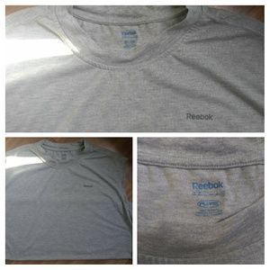 NWOT Reebok muscle 💪Tee🎽